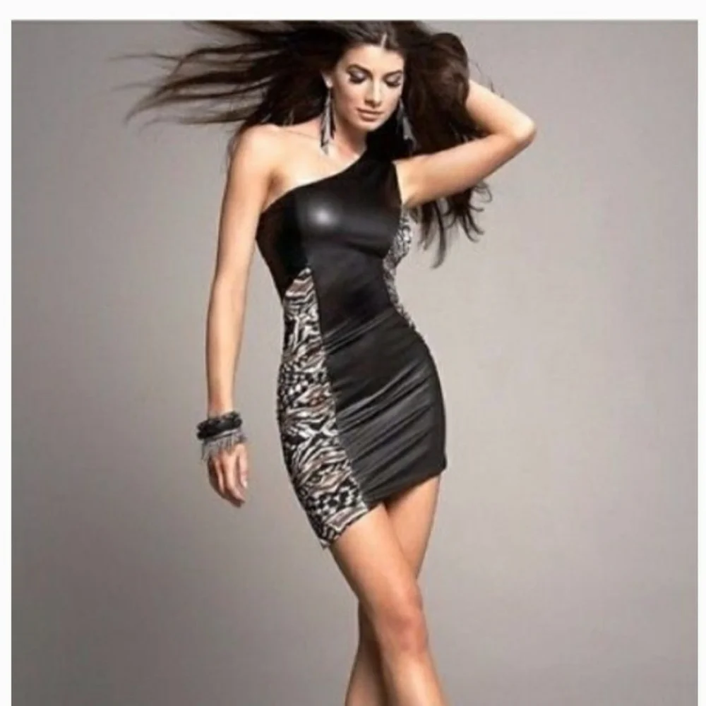 Women's Bebe Dress - Picture 2 of 2